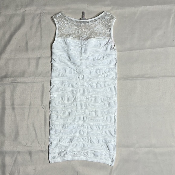 Colorful White Fitted Dress With White Floral Designs - Picture 5 of 11